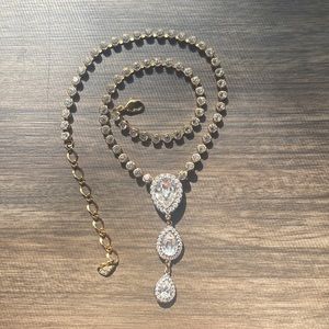 Retired Swarovski Gold a Teardrop Necklace 💎 great for Bride